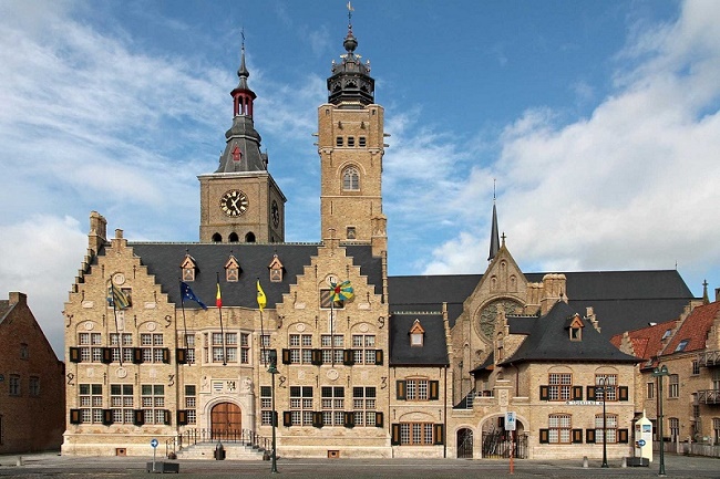 Stadhuis Diksmuide